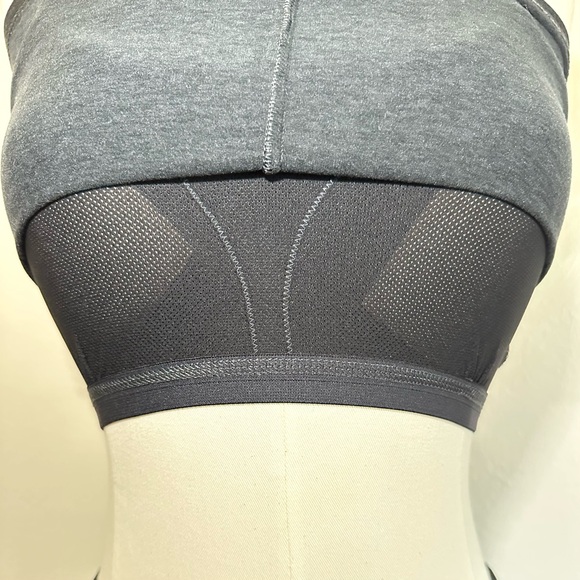 All in Motion Target XS Dark Gray Cross-back Crop Top (Built-in Bra) tank - Picture 5 of 10
